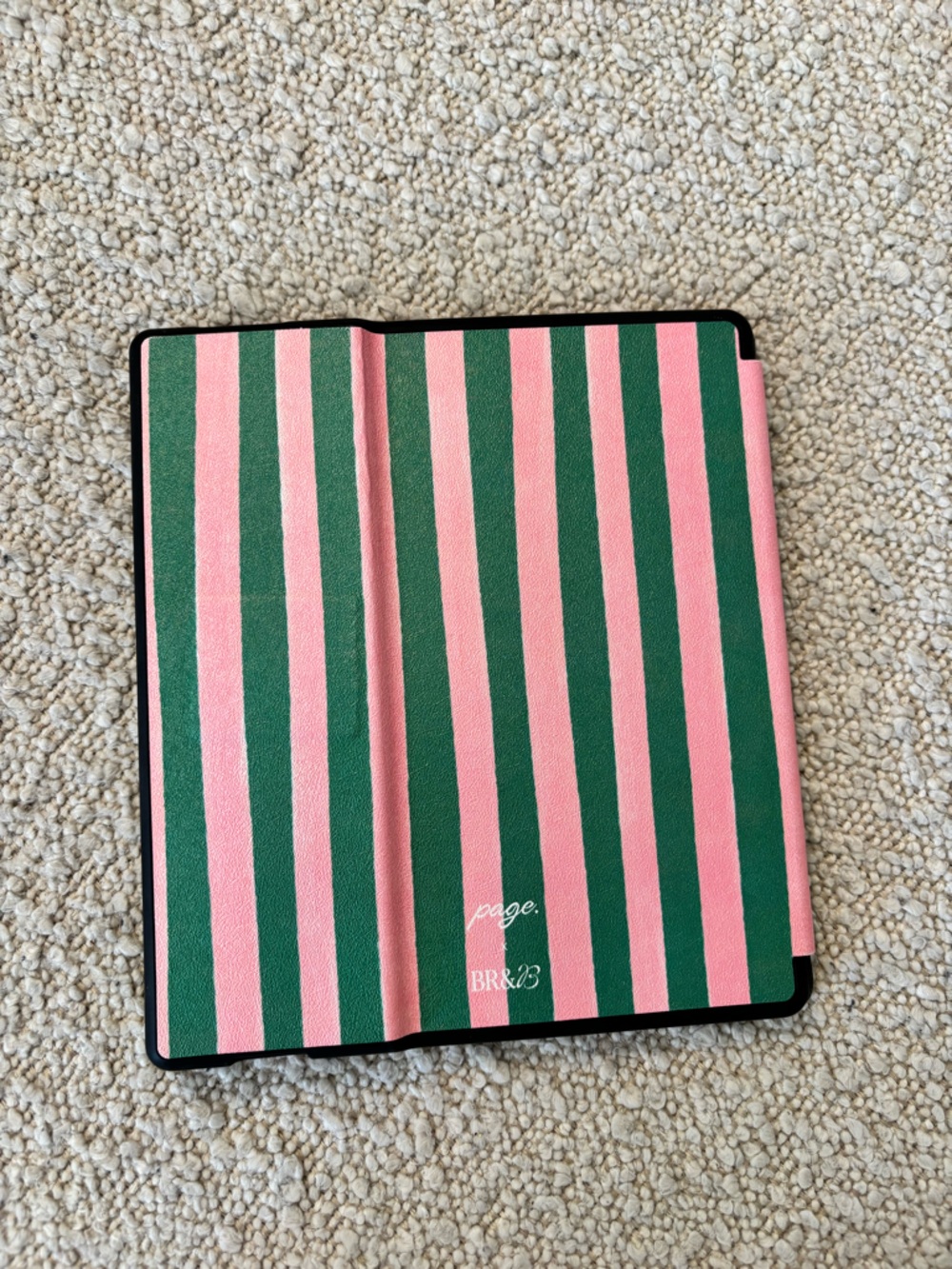 NWT Kindle Oasis Case | Page | Pink & Green Striped "Rather Be Reading” - Picture 3 of 4